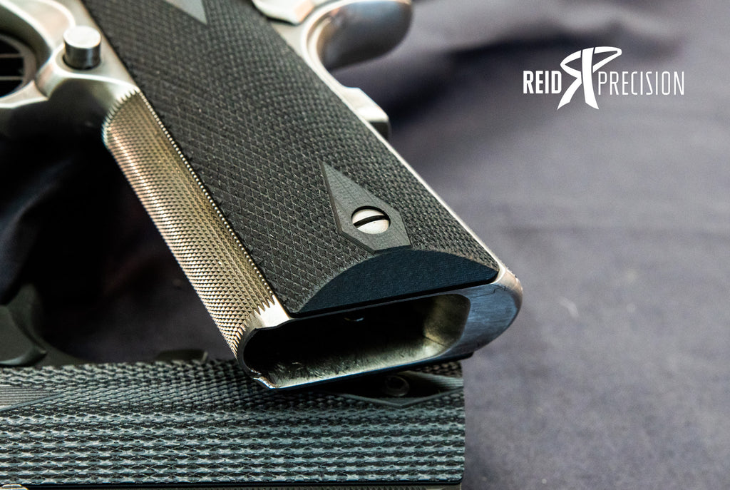 Double Diamond Fine Checkered Grip