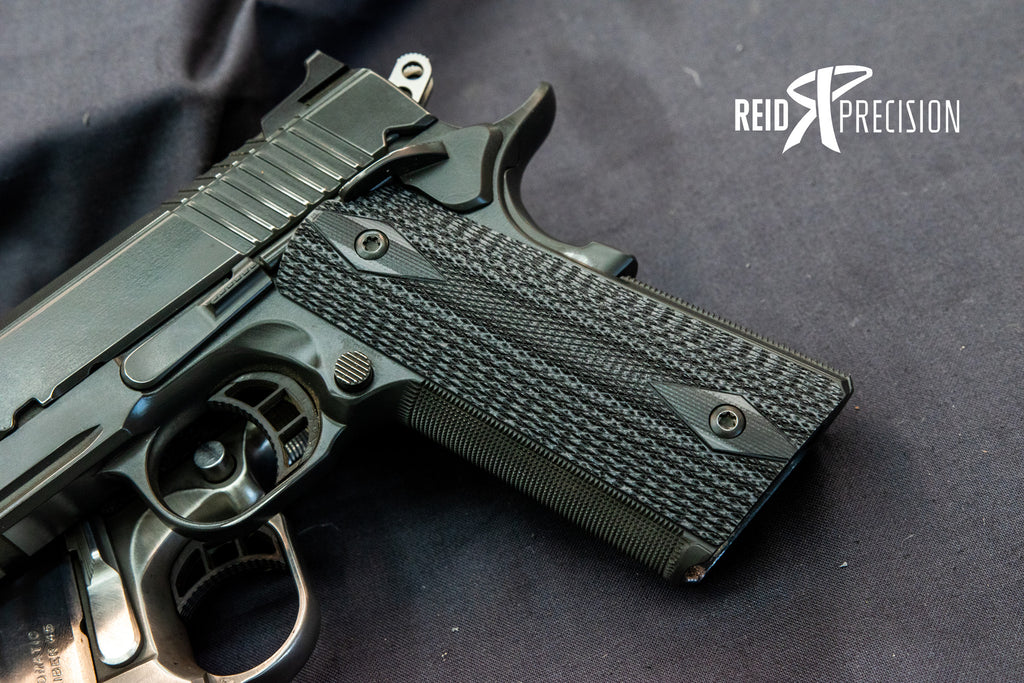 Double Diamond Fine Checkered Grip