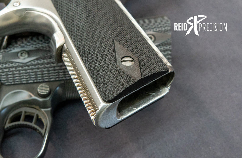 Double Diamond Fine Checkered Grip